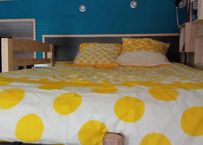 A 2 Pas De Naval Group Au Coeur D Rue Commercante Apartmán