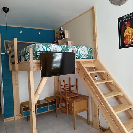 A 2 Pas De Naval Group Au Coeur D Rue Commercante * Cherbourg-en-Cotentin