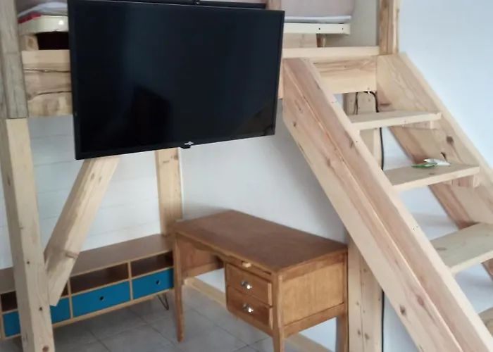 à 2 Pas De Naval Group Au Coeur D Rue Commerçante * Cherbourg-en-Cotentin